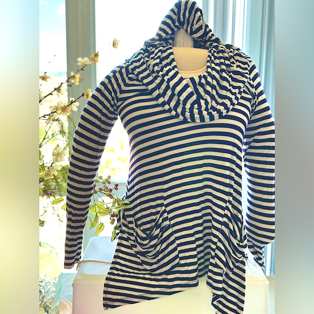 White and Blue perfect for pretend Hampton dressing.